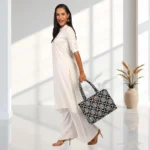 Jac BnW Circle - Image 2